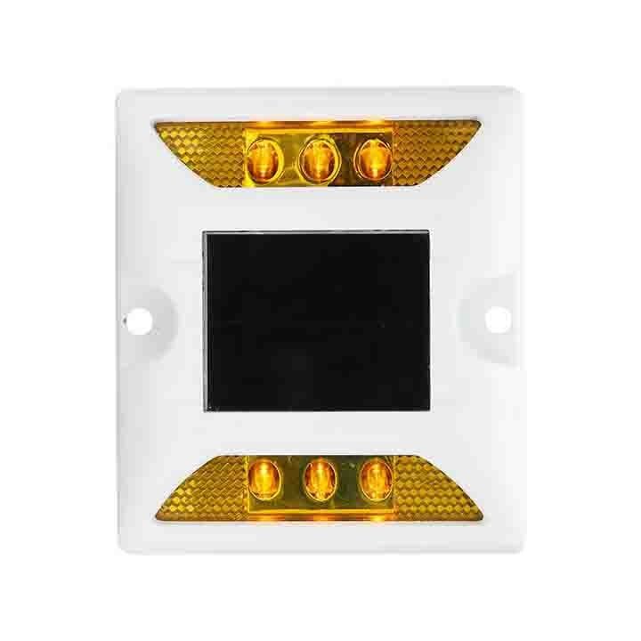 สีเหลือง LED ไฟฟ้าพลังงานถนนสต๊อดอลูมิเนียม ความเห็นสูง สายการแสดงแสง
